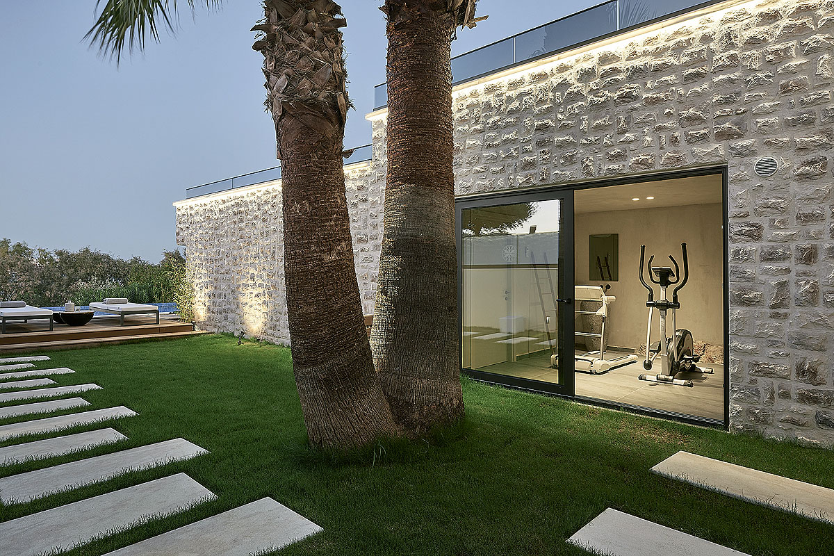 Rock Sand Villa